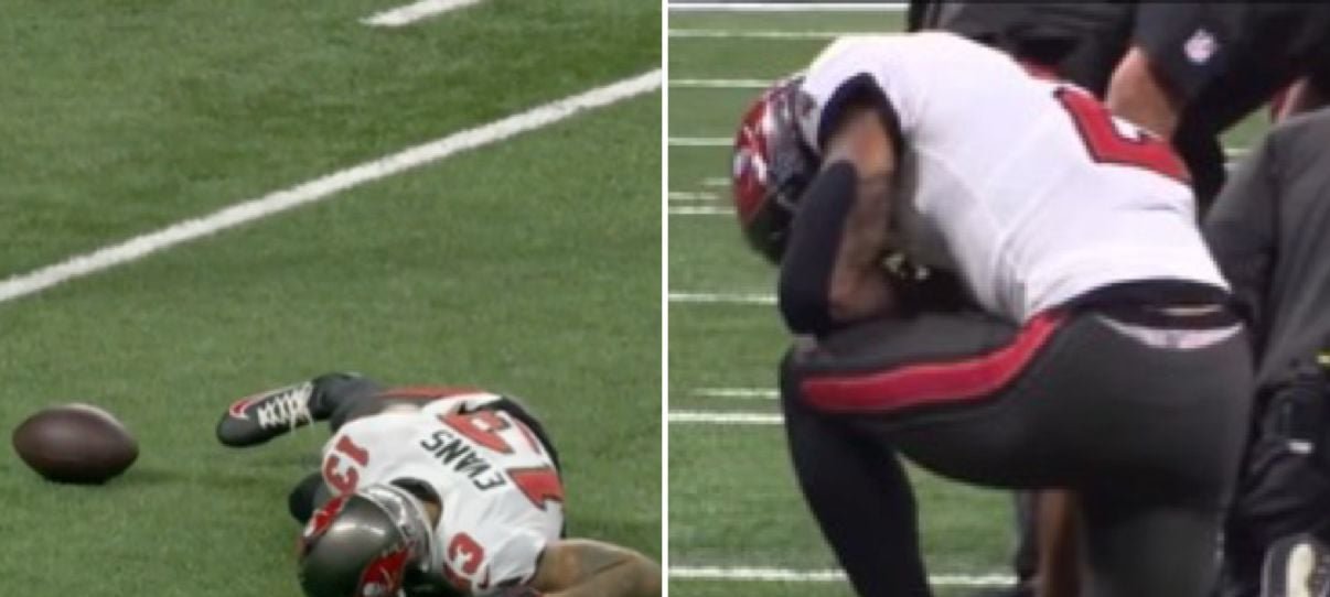 Jogador se ajoelha e faz oração por companheiro lesionado em jogo da NFL 2 ocrente 1761188704