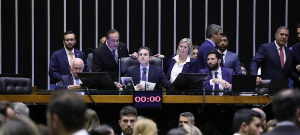 Câmara mantém tramitação de projeto que limita decisões individuais no STF e envia texto ao Senado 2 ocrente 1761193098