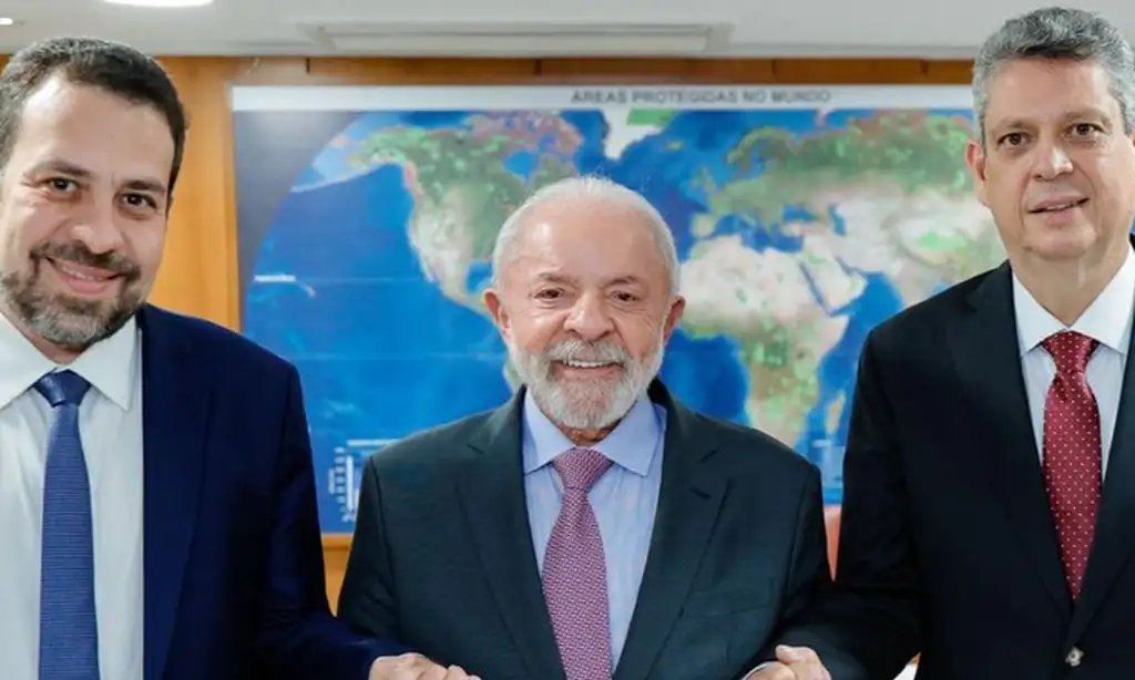 Nomeação de Boulos para Secretaria-Geral é alvo de críticas de Magno Malta 2 ocrente 1761242513
