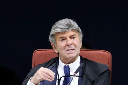 Mudança de Fux para Segunda Turma pode interferir em recursos de Bolsonaro no STF 2 ocrente 1761270700