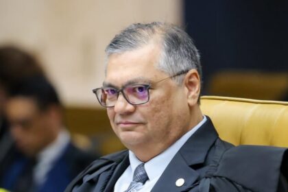 Dino relembra invasão frustrada ao STF e ironiza ameaças: “pela ordem, Gilmar primeiro” 20 ocrente 1761364047