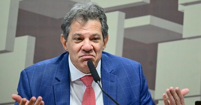 Host de podcast dos EUA nega dublagem feminina para entrevista com Fernando Haddad 2 ocrente 1761565647
