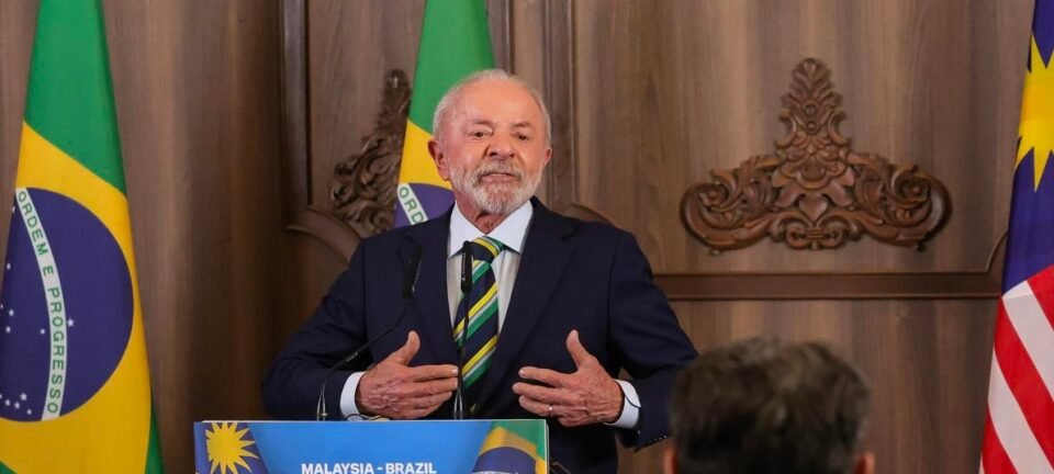 Lula reconhece “lapso” ao confirmar busca pela reeleição durante viagem à Indonésia 2 ocrente 1761595300