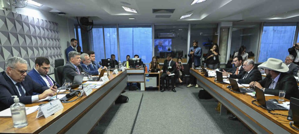CPMI do INSS amplia investigações e mira venda de avião ligada a deputado; senador pode ser ouvido 2 ocrente 1761611498