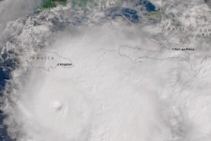 Furacão Melissa chega à categoria 5 e ameaça Jamaica com ventos de 280 km/h 8 ocrente 1761657511