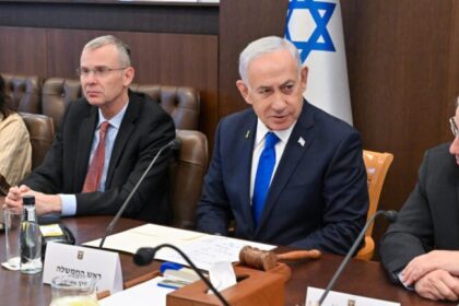 Netanyahu ordena novos bombardeios em Gaza após acusar Hamas de romper cessar-fogo 2 ocrente 1761728533