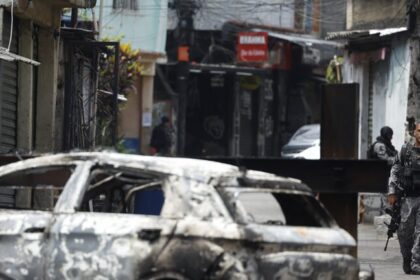 Governo dos EUA emite alerta de viagem após operação policial mais letal do Rio deixar 64 mortos 18 ocrente 1761736606