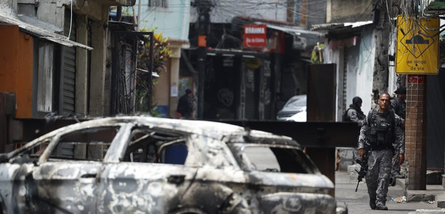 Governo dos EUA emite alerta de viagem após operação policial mais letal do Rio deixar 64 mortos 2 ocrente 1761736606