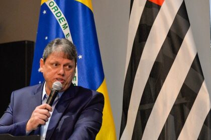 Tarcísio de Freitas cobra ação coordenada após operação no Rio que deixou mais de 100 mortos 20 ocrente 1761834720