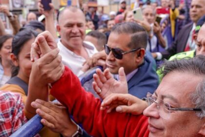 Petro atribui 121 mortes em operação no Rio a “nazistas de Bolsonaro” 16 ocrente 1761850278