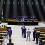 Câmara aprova abertura total do mercado de energia e cria tarifa para novos geradores solares 4 ocrente 1761862612