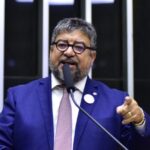 Vice-presidente do PT apoia megaoperação no Rio: “Não se combate fuzil com beijinho” 5 ocrente 1761917574