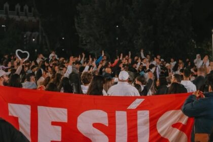 Mais de mil jovens tomam as ruas de Madri para evangelizar e 23 se convertem 6 ocrente 1762206424