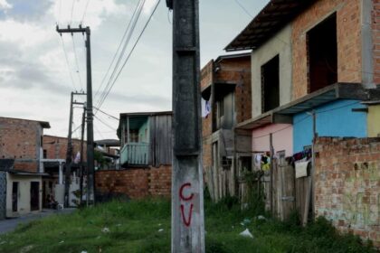 Analista afirma que Comando Vermelho cumpre critérios de terrorismo definidos pelo Plano Trump 8 ocrente 1762284743