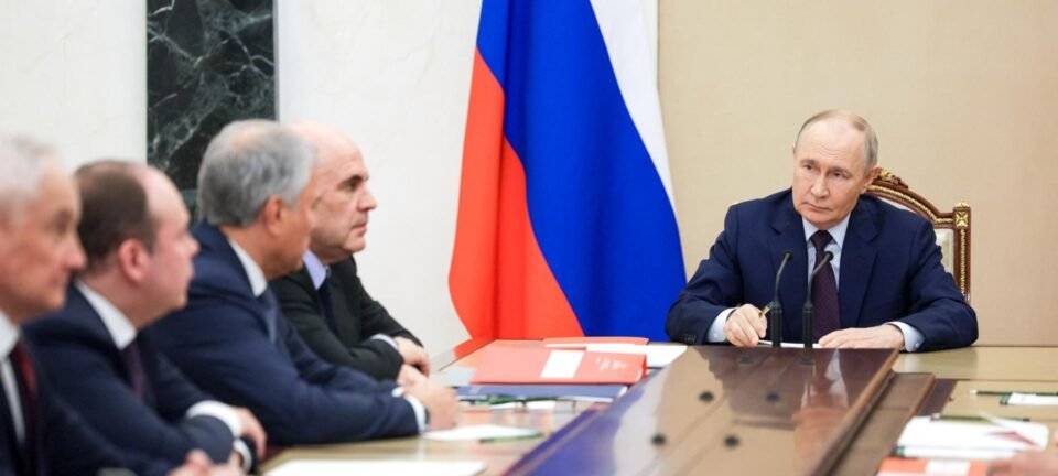 Putin manda governo avaliar retomada de testes nucleares após sinal verde de Trump 2 ocrente 1762371171