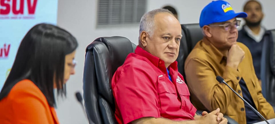 PSUV aprova rede de denúncias contra “não venezuelanos” em bairros do país 2 ocrente 1762379453