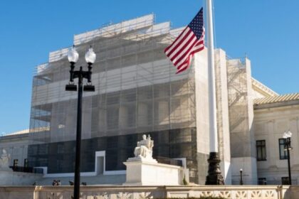 Conservadores da Suprema Corte sinalizam dúvida sobre legalidade das tarifas de Trump 20 ocrente 1762391944