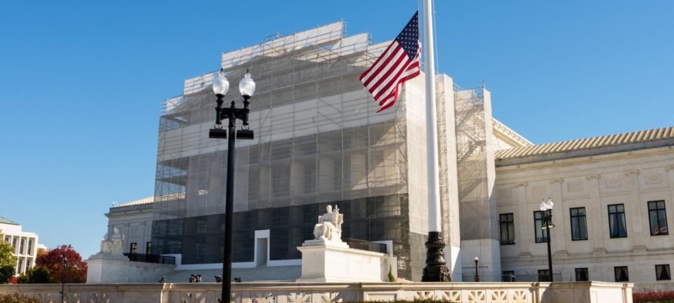 Conservadores da Suprema Corte sinalizam dúvida sobre legalidade das tarifas de Trump 2 ocrente 1762391944