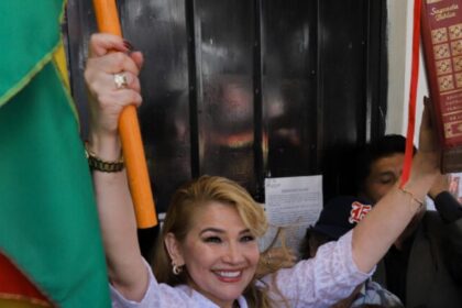 Suprema Corte boliviana derruba condenação e solta ex-presidente Jeanine Áñez 16 ocrente 1762460510