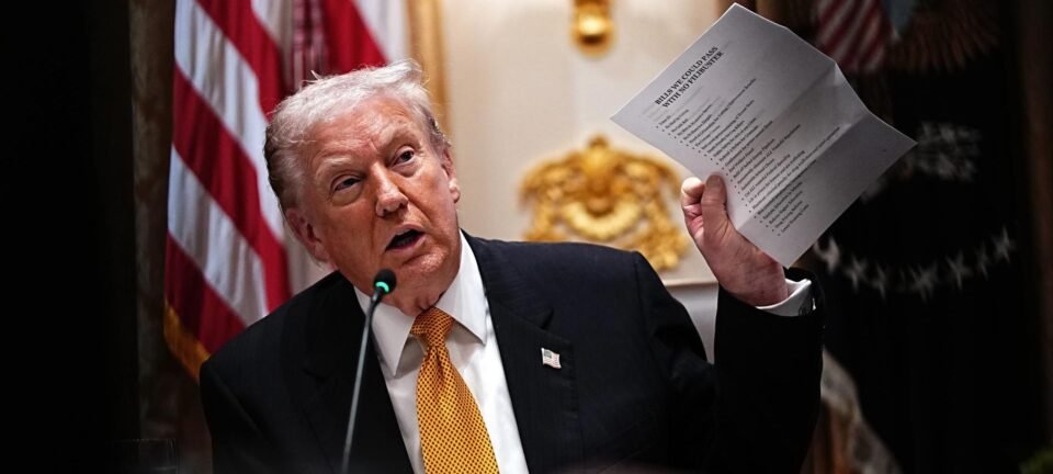 Trump cobra Senado e diz que parlamentares não devem deixar Washington antes do fim do shutdown 2 ocrente 1762570146