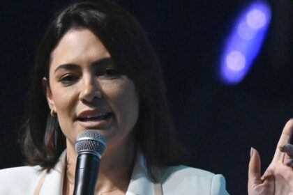Michelle Bolsonaro acusa Lula de “aliança com o crime” e diz que Congresso se submete ao STF 4 ocrente 1762722145