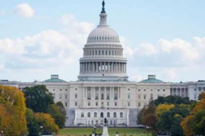 Senado norte-americano supera obstáculo e se aproxima de acordo para reabrir governo 16 ocrente 1762772492