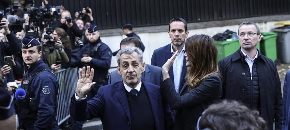 Justiça francesa autoriza Sarkozy a aguardar recurso em liberdade vigiada 2 ocrente 1762784225