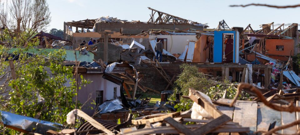 Tornado que matou seis no Paraná ecoa na mídia internacional 2 ocrente 1762792345