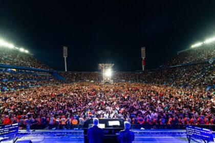 Franklin Graham reúne 75 mil pessoas em cruzada “Esperanza Buenos Aires” 8 ocrente 1762959734