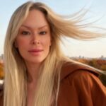 Aos 51 anos, ex-atriz pornô Jenna Jameson é batizada e afirma ter encontrado Jesus 5 ocrente 1762964266