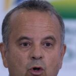 Marinho critica PT por não apoiar urgência de projeto que proíbe descontos em benefícios do INSS 4 ocrente 1763011936