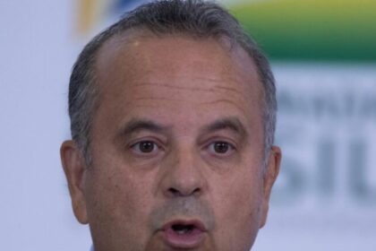 Marinho critica PT por não apoiar urgência de projeto que proíbe descontos em benefícios do INSS 6 ocrente 1763011936