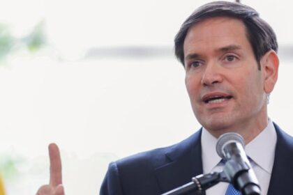 Rubio afirma que EUA têm legitimidade para ações militares contra narcotráfico e lembra que Maduro é procurado pela Justiça americana 8 ocrente 1763038001