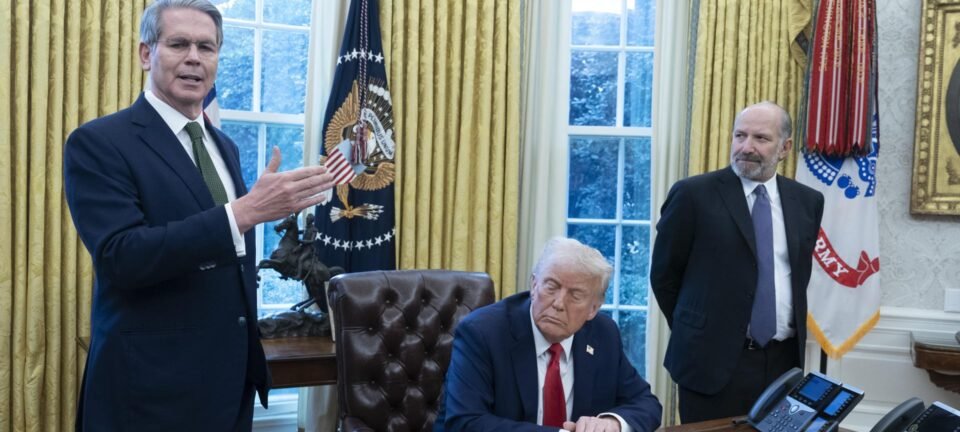 Tarifa de Trump em xeque: governo estuda leis alternativas caso Suprema Corte derrube base atual 2 ocrente 1763054217
