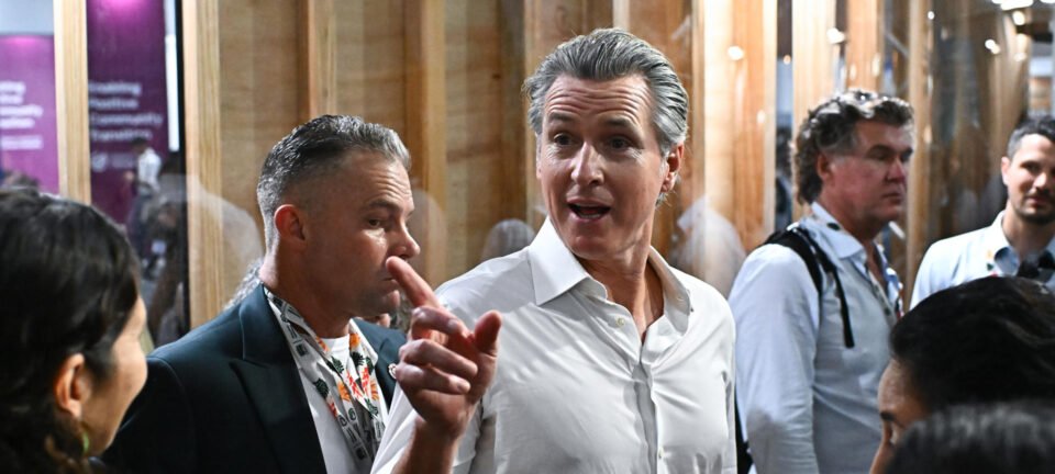 Ex-chefe de gabinete de Gavin Newsom é presa sob 23 acusações de fraude nos EUA 2 ocrente 1763057794