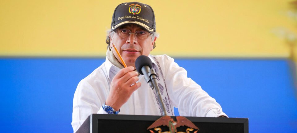 Ministros colombianos desmentem corte e dizem que parceria antidrogas com EUA segue ativa 2 ocrente 1763069513