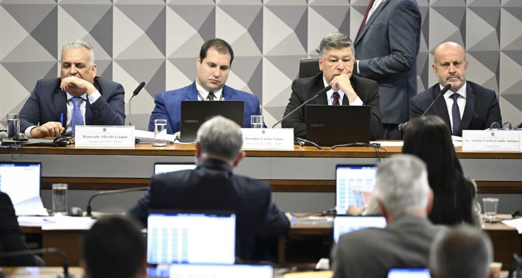 Marco Feliciano exalta CPMI que investiga desvios no INSS e cita série de prisões 2 ocrente 1763141492