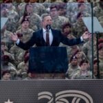 Secretário do Exército dos EUA acusa grandes fabricantes de armas de inflar preços 4 ocrente 1763146956