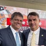 Flávio Bolsonaro põe nome na corrida de 2026 e balança articulação de Tarcísio 5 ocrente 1763211750