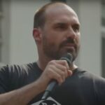 Eduardo Bolsonaro chama decisão de Moraes de “caça às bruxas” após voto que pode torná-lo réu 5 ocrente 1763230609