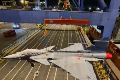 Novo Gripen desembarca no Brasil, mas só nove caças estão entregues e ainda sem plena capacidade de combate 8 ocrente 1763236016