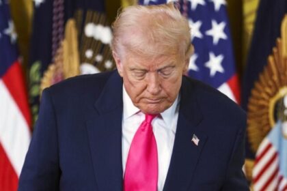 Trump promete acionar BBC e pede até US$ 5 bilhões após recusa de indenização 12 ocrente 1763245891