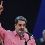 Maduro entoa “Imagine” em ato em Caracas e apela por paz com os EUA 5 ocrente 1763322543