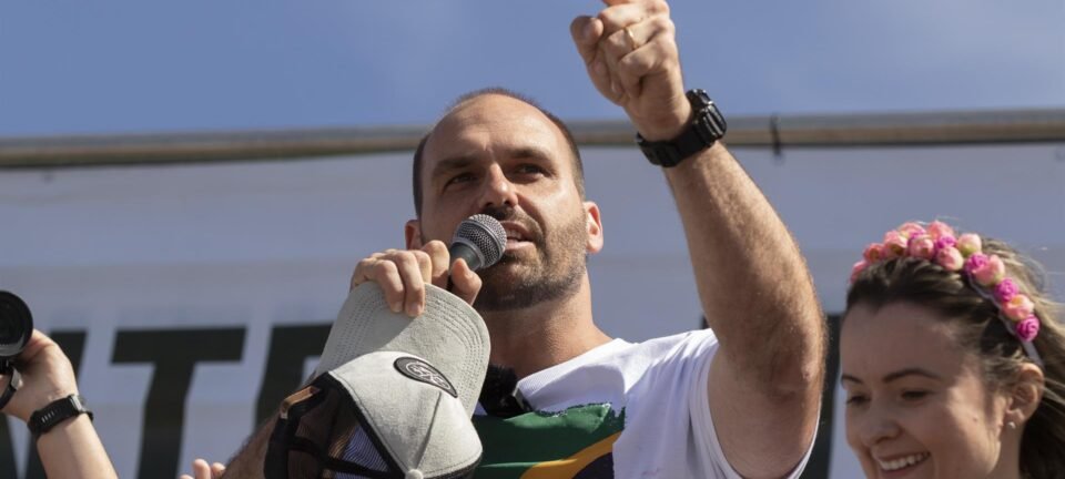 Eduardo Bolsonaro afirma ter “orgulho” de virar réu após decisão unânime do STF 2 ocrente 1763443914