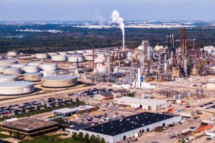 Gigantes da energia retornam aos combustíveis fósseis e injetam bilhões na Europa 2 ocrente 1763486283