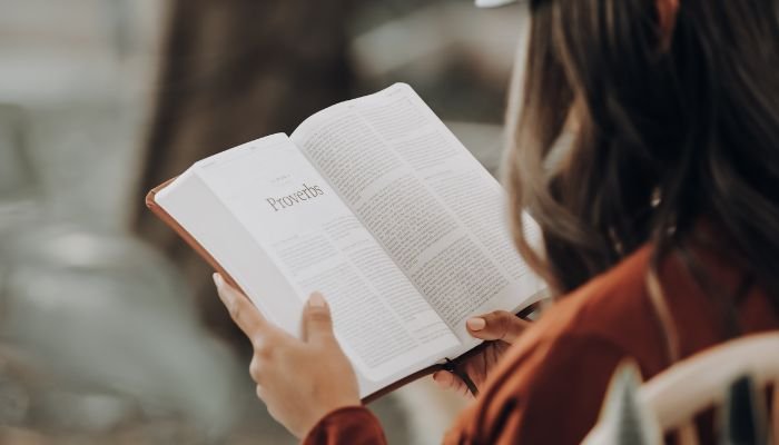 Religiosidade entre adultos dos EUA recua para 49%, segundo Gallup 2 ocrente 1763493590