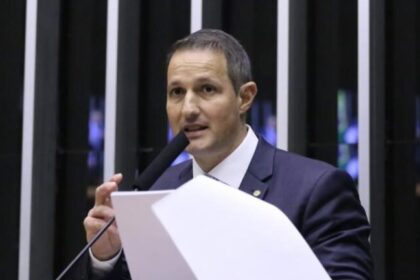 Derrite chama texto antifacção do governo de “fraco”, enquanto Gleisi aponta “lambança legislativa” 8 ocrente 1763520394