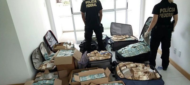 Jurista Ives Gandra relembra Mensalão, Petrolão e Lava Jato e classifica corrupção como “pior mal” no poder 2 ocrente 1763569062