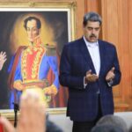 Sob pressão dos EUA, Maduro convoca líderes evangélicos e declara Miraflores “altar de Deus” 5 ocrente 1763598729