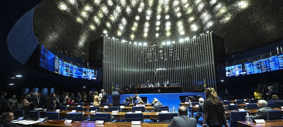 Após derrota na Câmara, Planalto corre para ajustar PL antifacções no Senado 2 ocrente 1763620512
